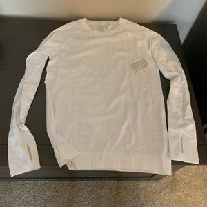 NWT Rest Less Pullover, 10